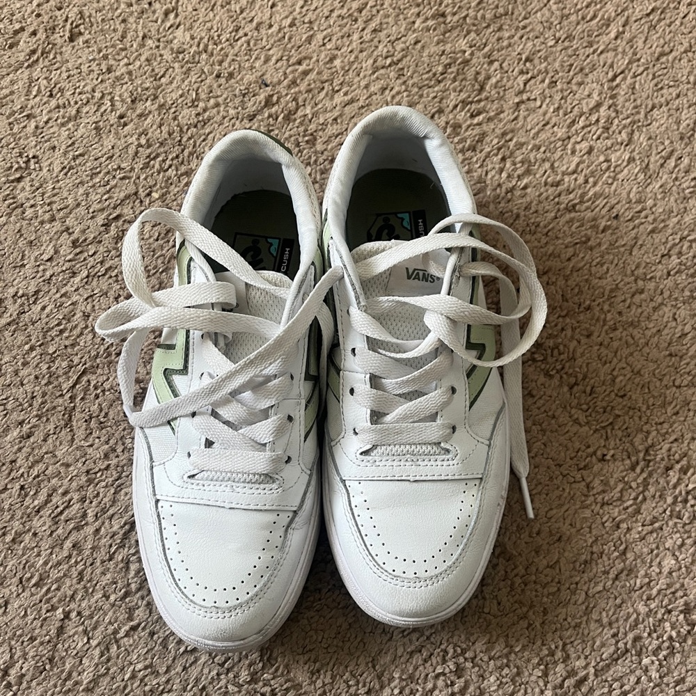VANS size 5 men’s, 6.5 women’s